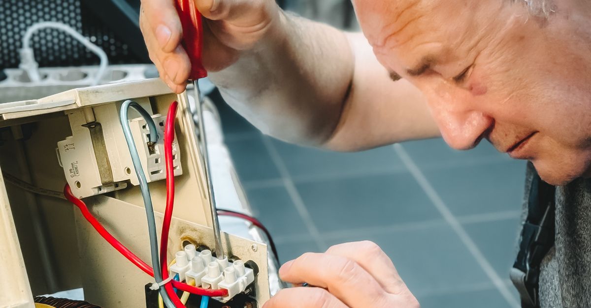 Innovative Strategies for Reducing Electricity Costs in Offices